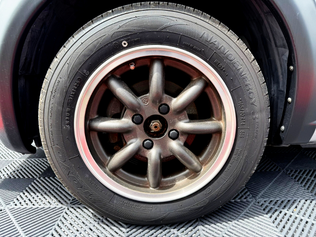Watanabe Rim of HAKOSUKA faced BZ11 NISSAN CUBE.