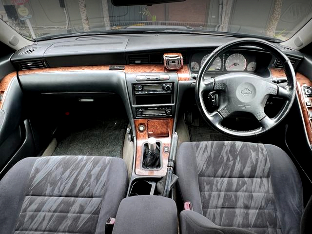 Interior of C35 NISSAN LAUREL.