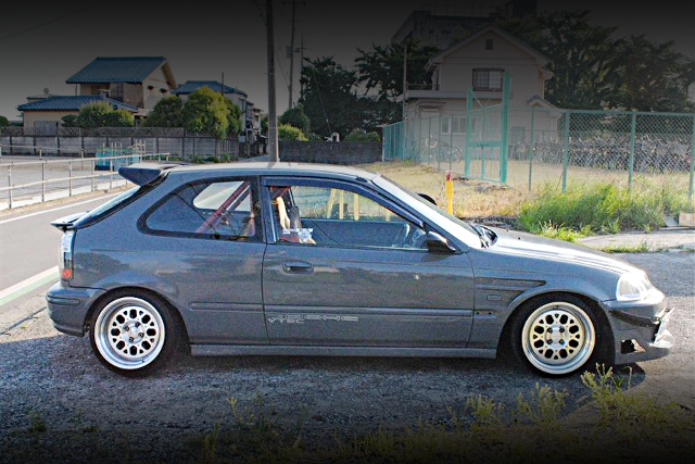 Side exterior of DRIFT SPEC EK4 CIVIC SiR II.