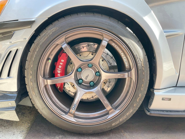 ENDLESS Front caliper of WIDEBODY LANCER EVOLUTION X GSR.