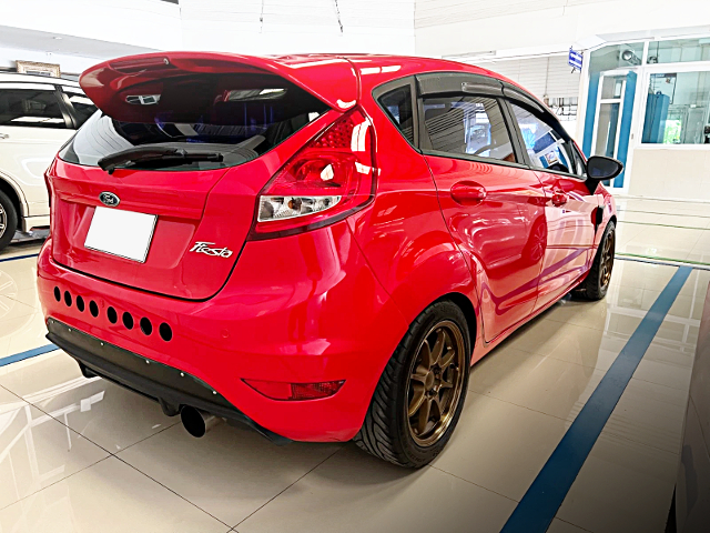 Rear exterior of 4th Gen Ford Fiesta.