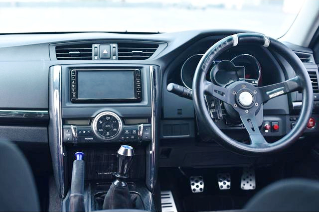 Dashboard of GRX130 TOYOTA MARK X.