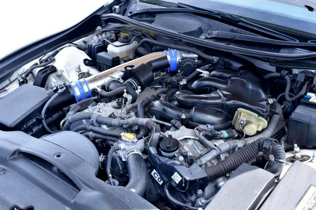 4GR-FSE 2500cc engine.
