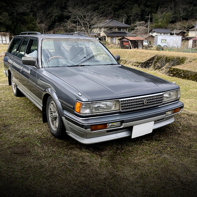 Front exterior of GX70G MARK II WAGON.