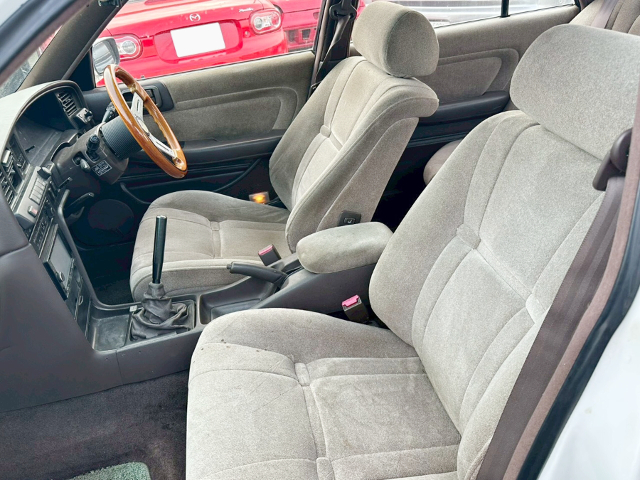Seats of GX81 MARK II SEDAN.