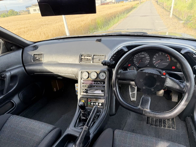 Dashboard of HCR32 SKYLINE 2-DOOR.