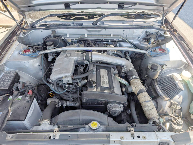 RB20DET turbo engine installed HK30 NISSAN CREW.