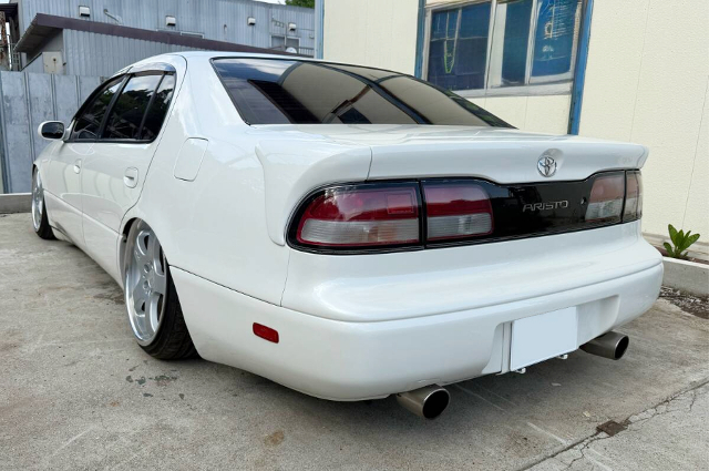 Rear exterior of JZS147 ARISTO 3.0L LIMITED.