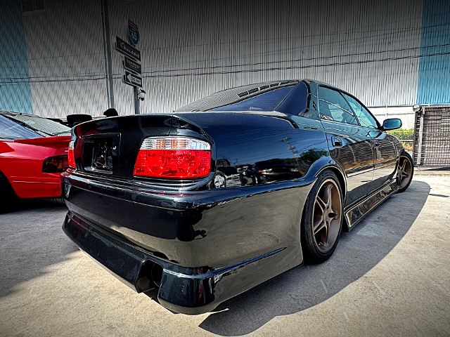 Rear exterior of JZX100 CHASER TOURER-V.