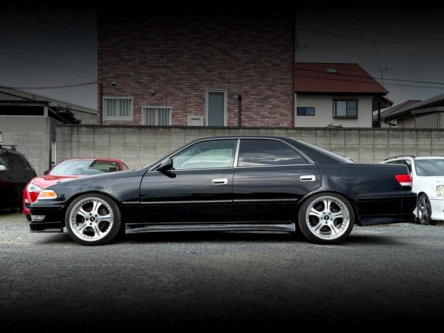 Left Side exterior of JZX100 MARK II TOURER-V.