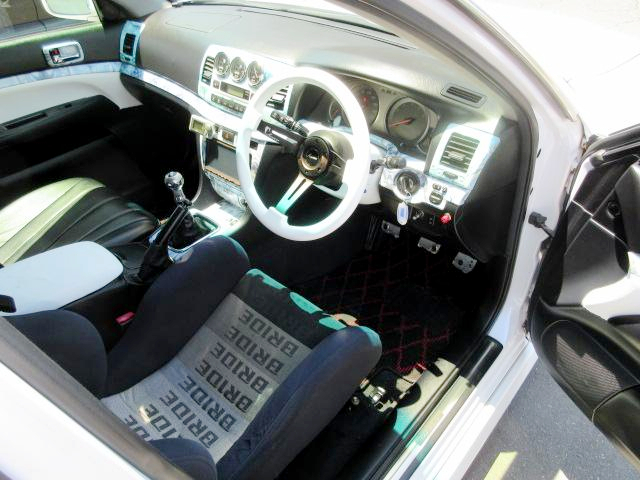 Dashboard of Modified JZX110 MARK II GRANDE iR-V.