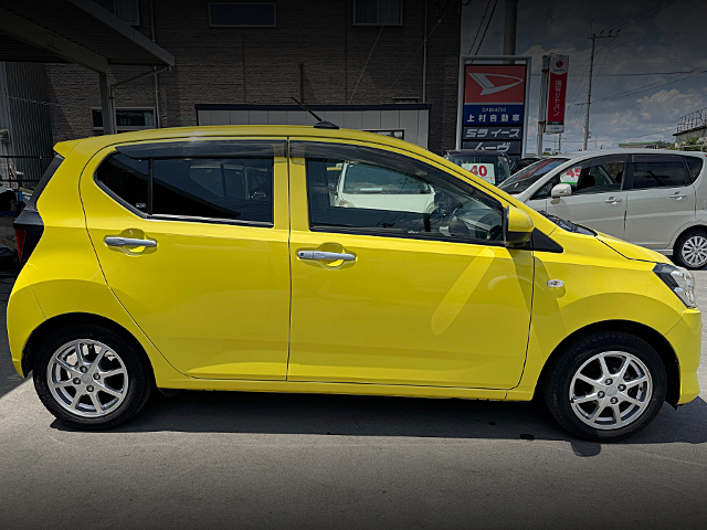 Right-Side exterior of 2nd Gen DAIHATSU Mira e:S.