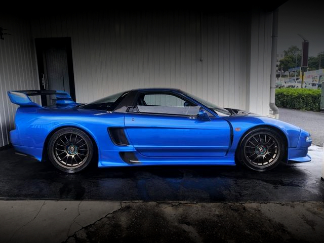 Side exterior of Blue NA1 HONDA NSX.