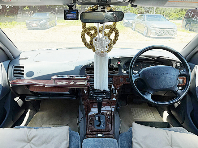 Interior of FULL JUNCTION PRODUCE VIP SPEC PHG50 PRESIDENT 4.5 JS TYPE-G.