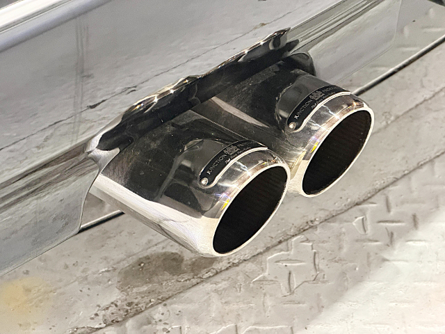 Exhaust muffler of FULL JUNCTION PRODUCE VIP SPEC PHG50 PRESIDENT 4.5 JS TYPE-G.