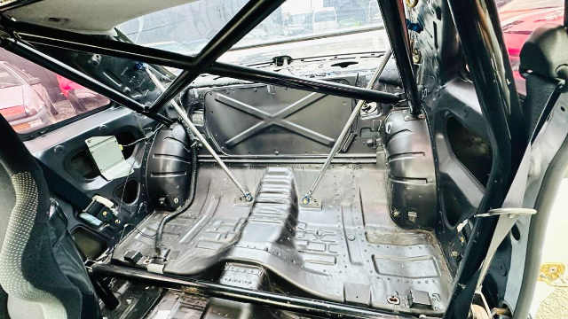 Roll Cage of PANDEM WIDEBODY R32 SKYLINE GT-R V-SPEC II.