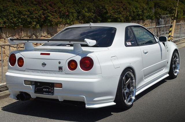 Rear exterior of R34 SKYLINE GT-R.