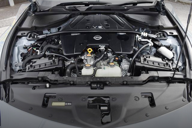 VR30DDTT 3000cc twin turbo engine.