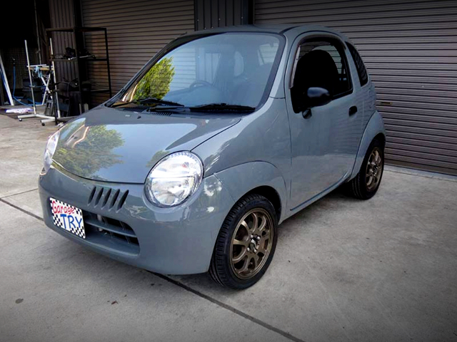 Front exterior of SUZUKI TWIN GASOLINE B.