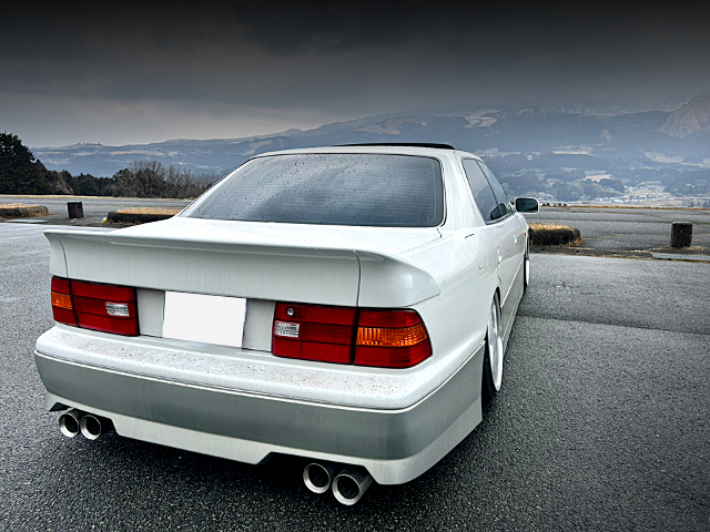 rear exterior of VIP Custom UCF20 CELSIOR 4.0 B-SPEC ER VERSION.