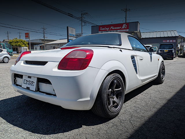 Rear exterior of ZZW30 MR-S S-EDITION.