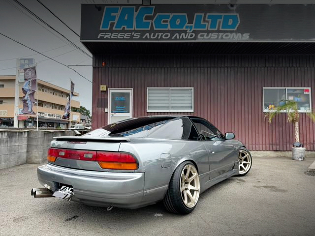 Rear exterior of NISSAN 180SX.