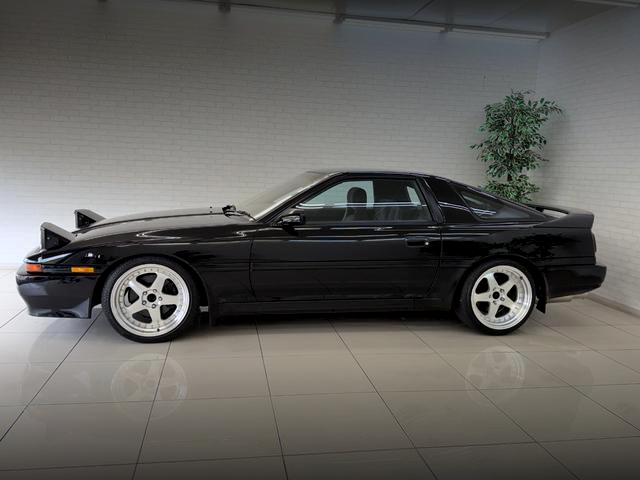 Left-Side exterior of A70 TOYOTA SUPRA.