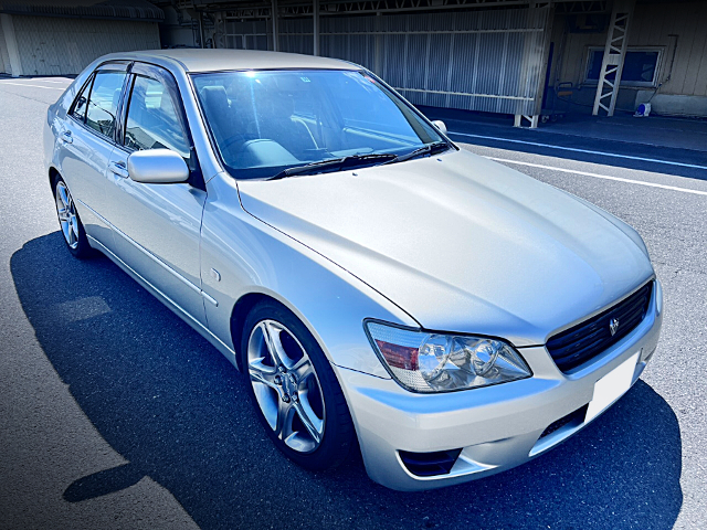 Front exterior of GXE10 ALTEZZA AS200 EUROPEAN ELEGANT EDITION.