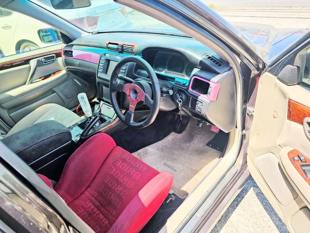 Interior of JZS171 CROWN ATHLETE-V.