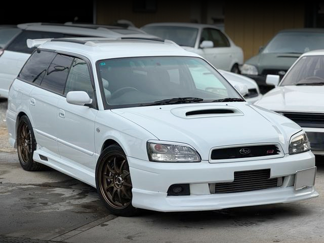 Front exterior of BH5 LEGACY TOURING WAGON GT-B LIMITED.