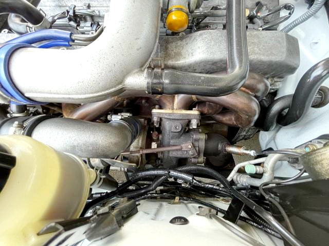 Exhaust Manifold and HKS GT-RS Turbocharger on RB25DET.
