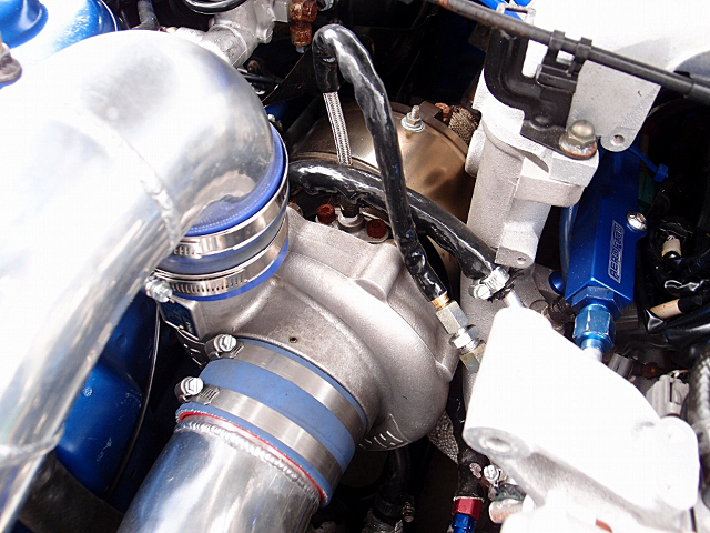 HKS T51R-KAI turbocharger on 13B-REW.