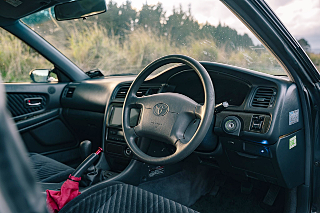 Dashboard of JZX100 CHASER TOURER-V.