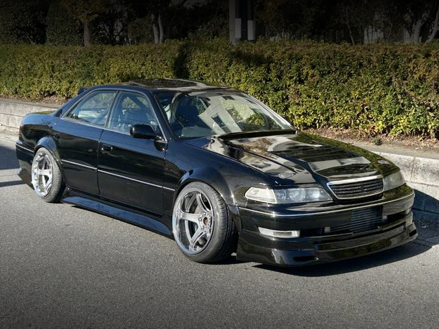 Front exterior of WIDEBODY JZX100 MARK II TOURER-V.
