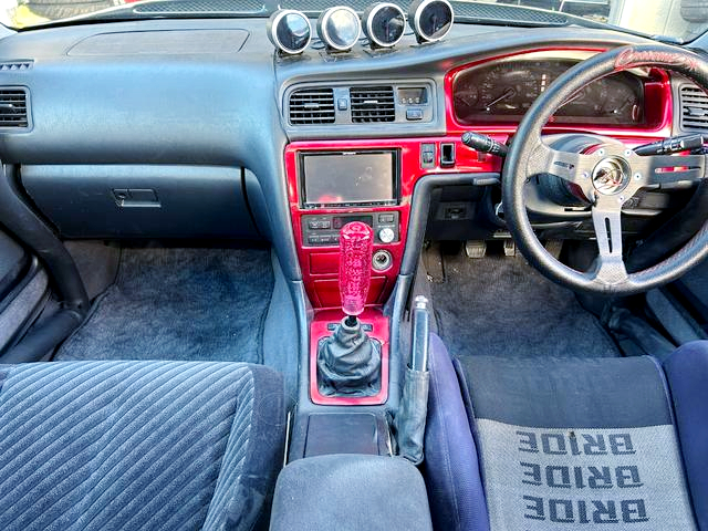 Dashboard of WIDEBODY JZX100 MARK II TOURER-V.