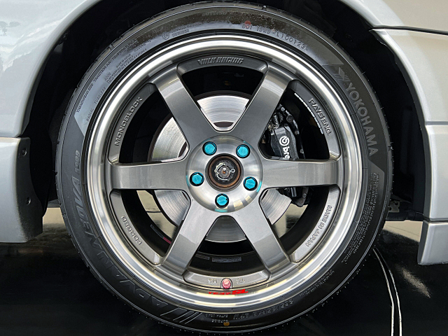 TE37SL Rim of R33 Skyline 4-door GT-R Autech Version 40th Anniversary.