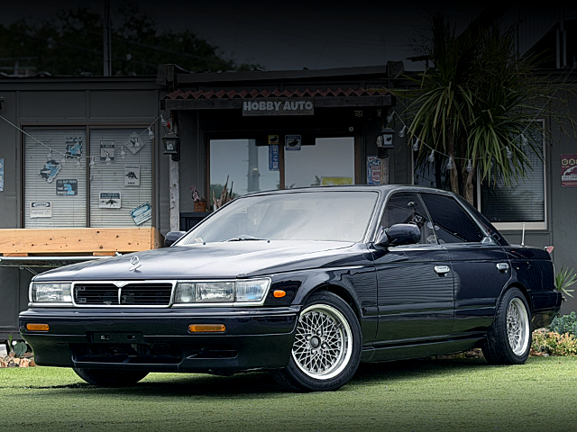 Front exterior of 6th Gen C33 NISSAN LAUREL.