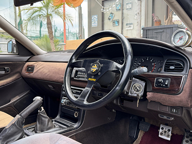 Dashboard of 6th Gen C33 NISSAN LAUREL.