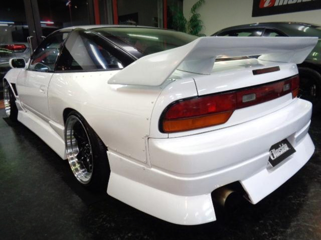 Rear exterior of WIDEBODY SILEIGHTY.