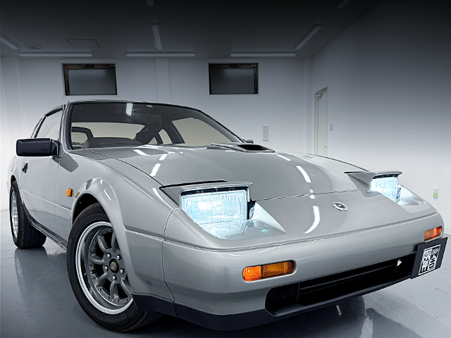 Head light open of PZ31 FAIRLADY Z 200ZR-II.