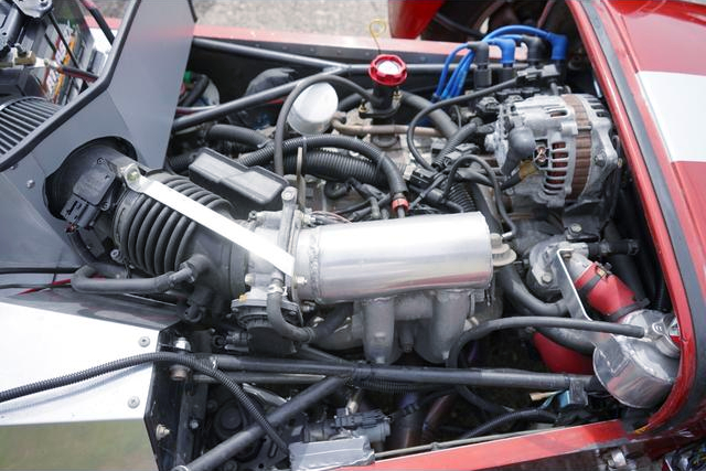 13B ROTARY ENGINE.
