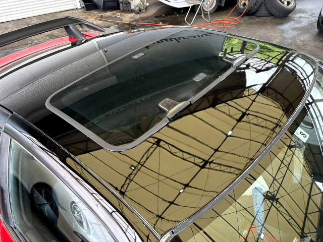 Sunroof of WIDEBODY RPS13 180SX TYPE-X.