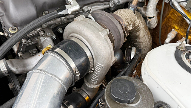 GARRETT GTX3076R turbo on SR20DET engine.