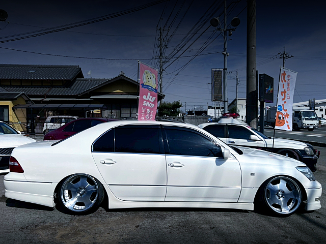 Right-Side exterior of Stance Custom UCF31 CELSIOR C-SPEC INTERIOR SELECTION.