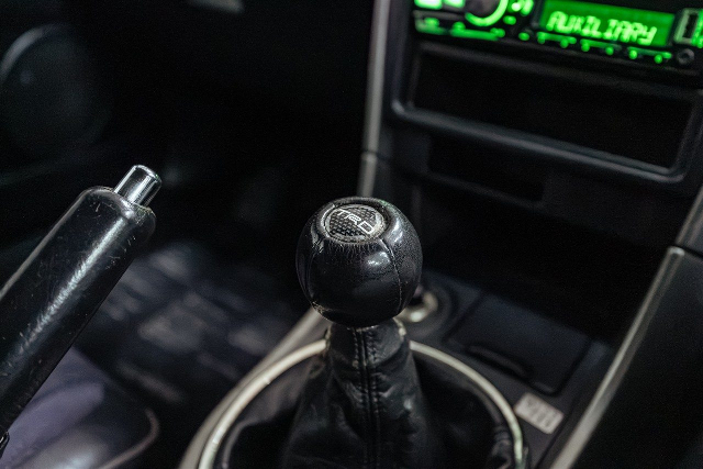 Shift knob of TOYOTA ALTEZZA GITA.