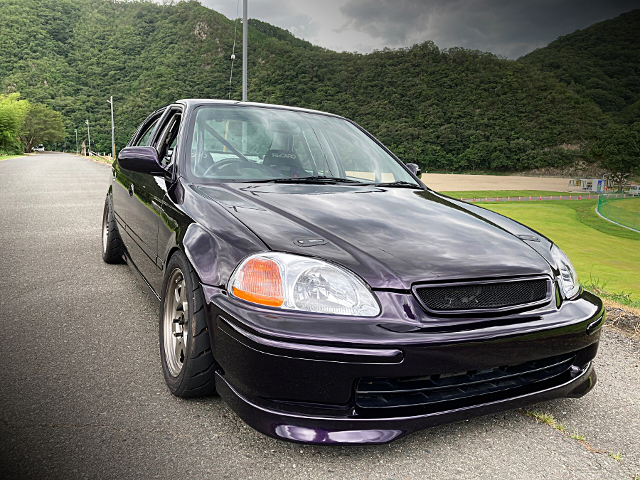 Front exterior of 2nd Gen CIVIC FERIO.