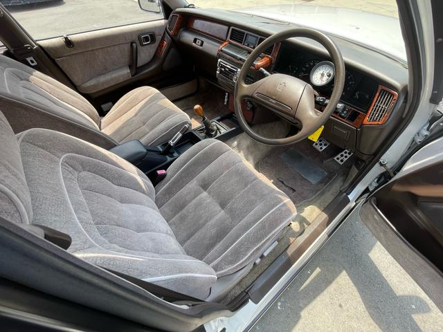 Interior of S130 CROWN STATION WAGON.