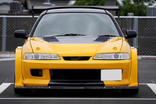 Headlight of DC2 INTEGRA TYPE-R.