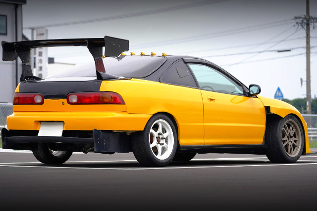 Rear exterior of DC2 INTEGRA TYPE-R.