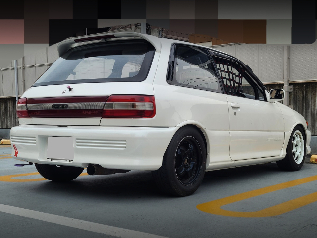 Rear exterior of EP82 TOYOTA STARLET GT.